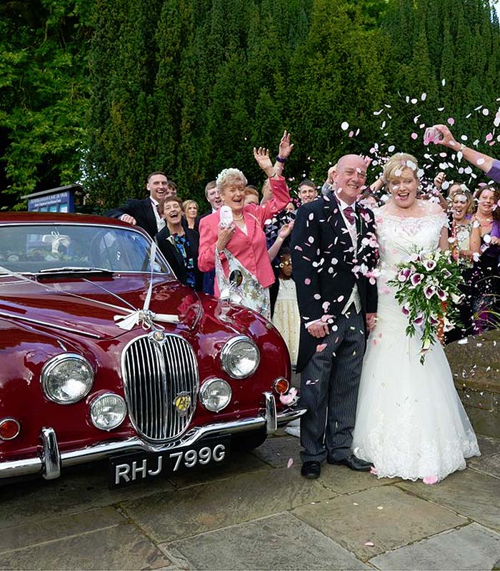 Wedding car hire from Tudor Photography Banbury